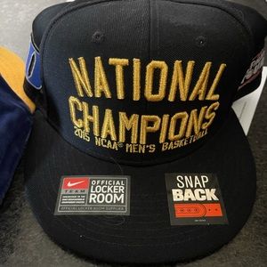 2015 duke locker room ncaa champs hat